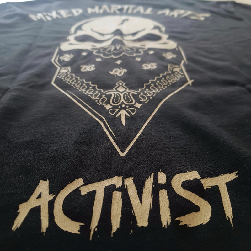 PRiDEorDiE Family v2 T-Shirt -black